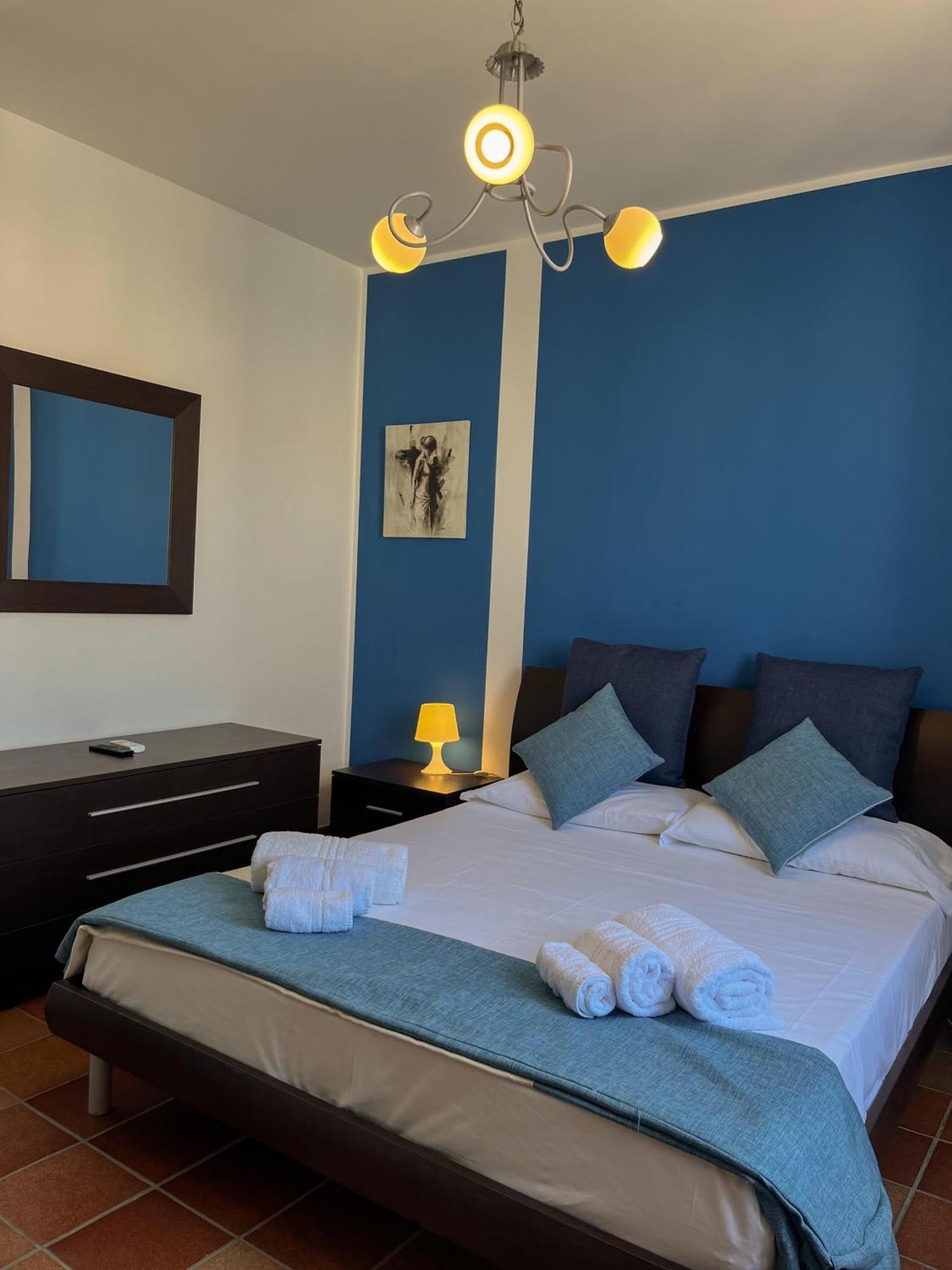 Orsola Apartments Favignana Habitación foto