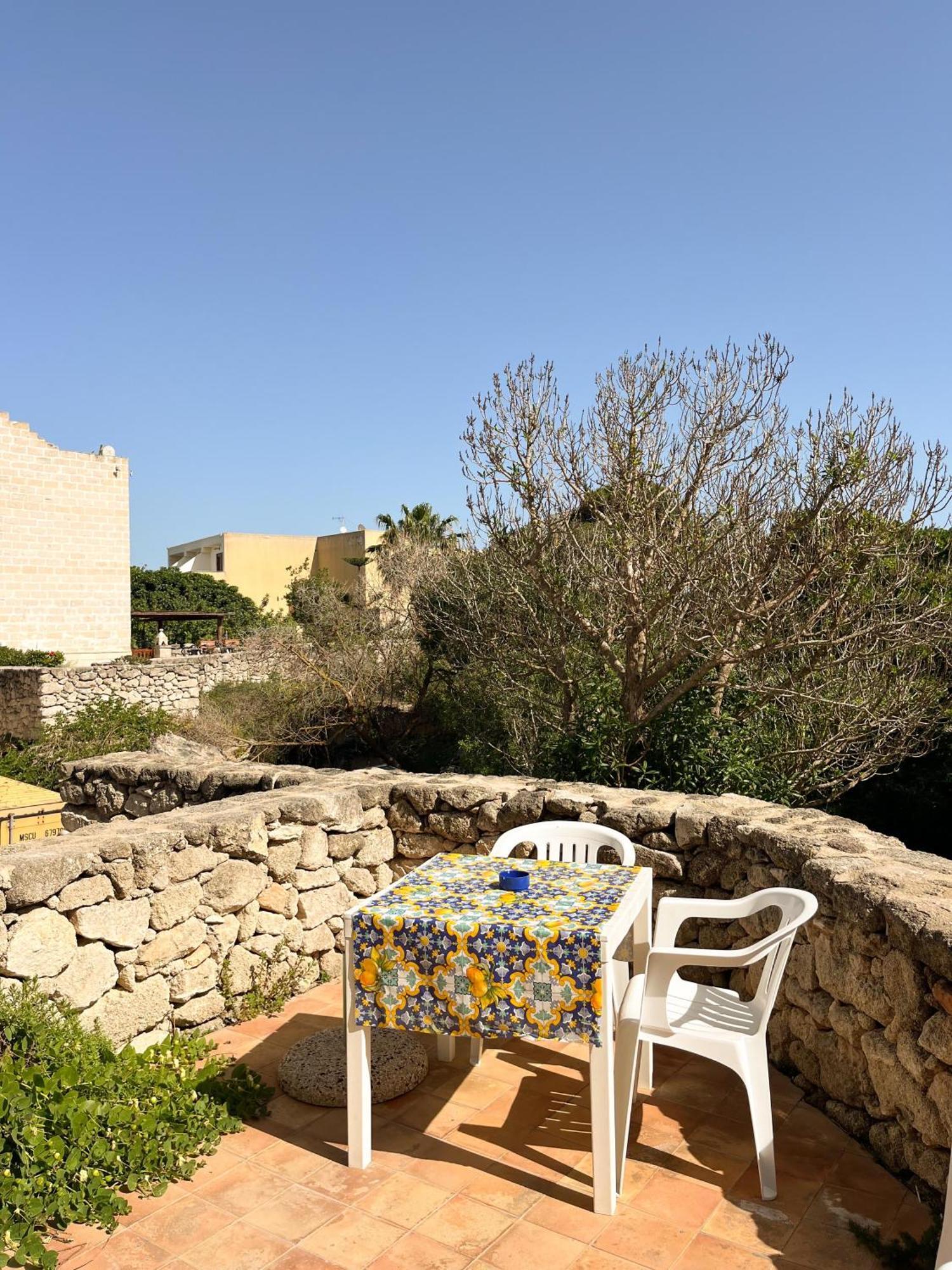 Orsola Apartments Favignana Habitación foto